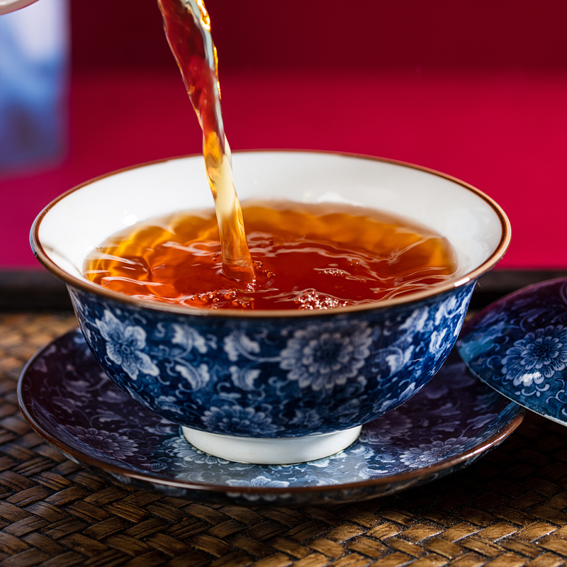 Guizhou Brick Tea Welcoming Guests