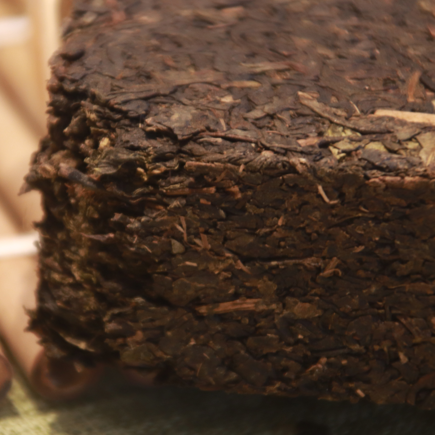 Gui Brick Dark Tea-Spring Bossoms Season